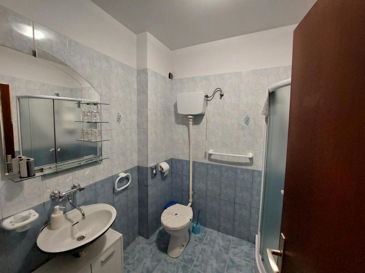 Apartman Rozmari Lokve Eksteriør billede